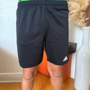 Preowned , Adidas climalite Black Athletic Shorts, size youth medium